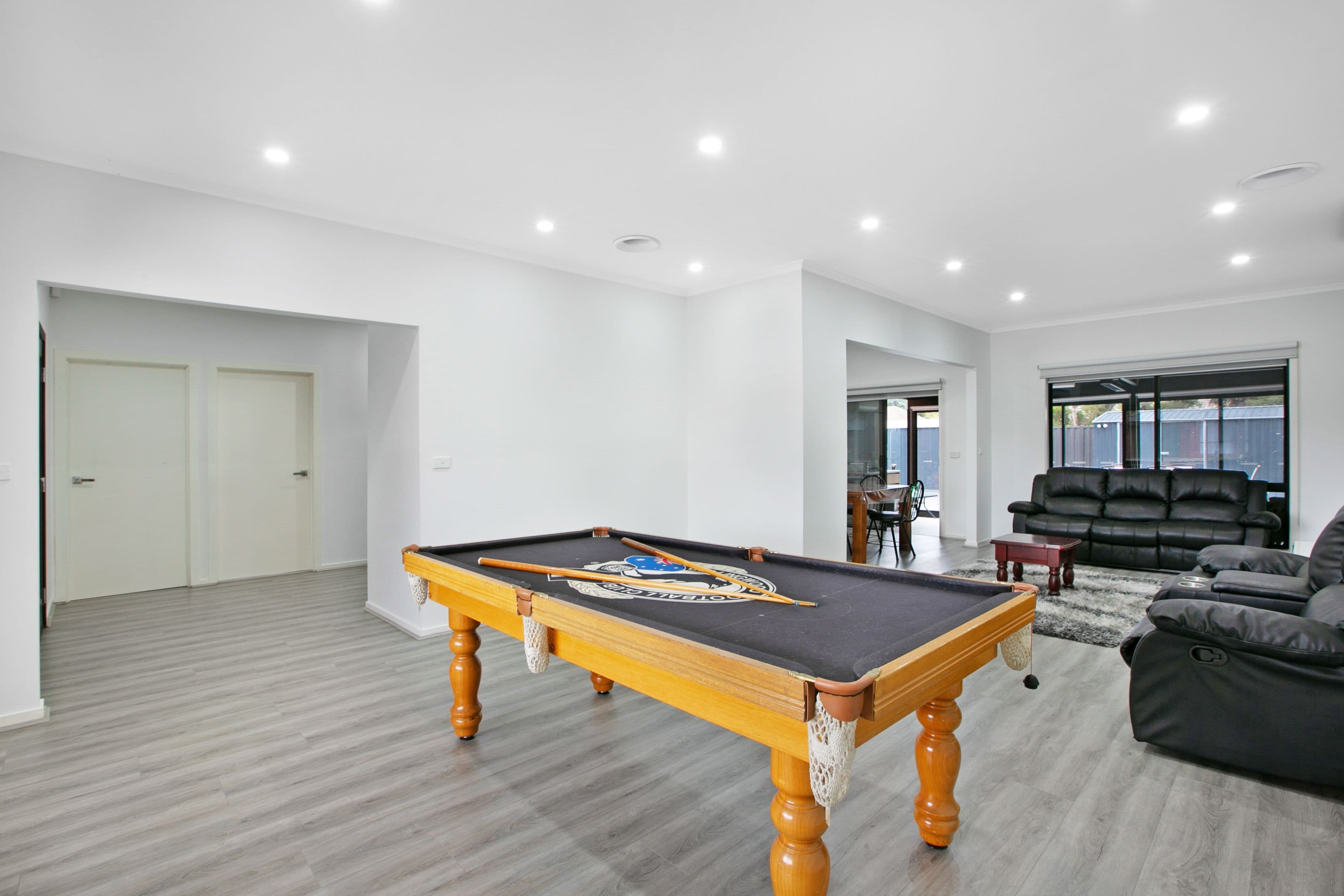 54 Rearden Crescent, Roxburgh Park VIC 3064, Roxburgh Park - Thumbnail 2