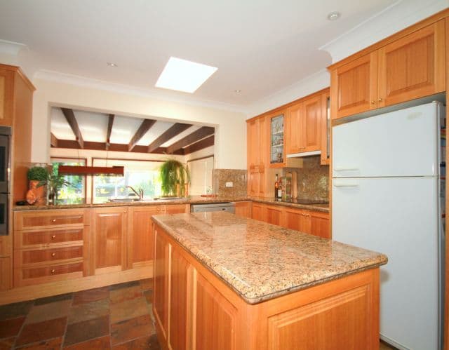 46 Binalong Avenue, GEORGES HALL NSW 2198, Georges Hall - Thumbnail 2