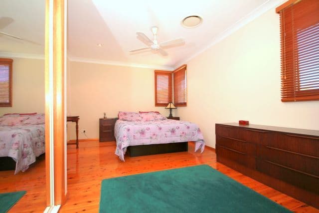 46 Binalong Avenue, GEORGES HALL NSW 2198, Georges Hall - Thumbnail 8