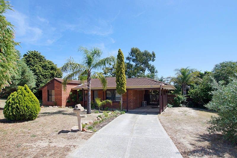30 Oakleaf Circle, MIRRABOOKA WA 6061, Mirrabooka - Image 1