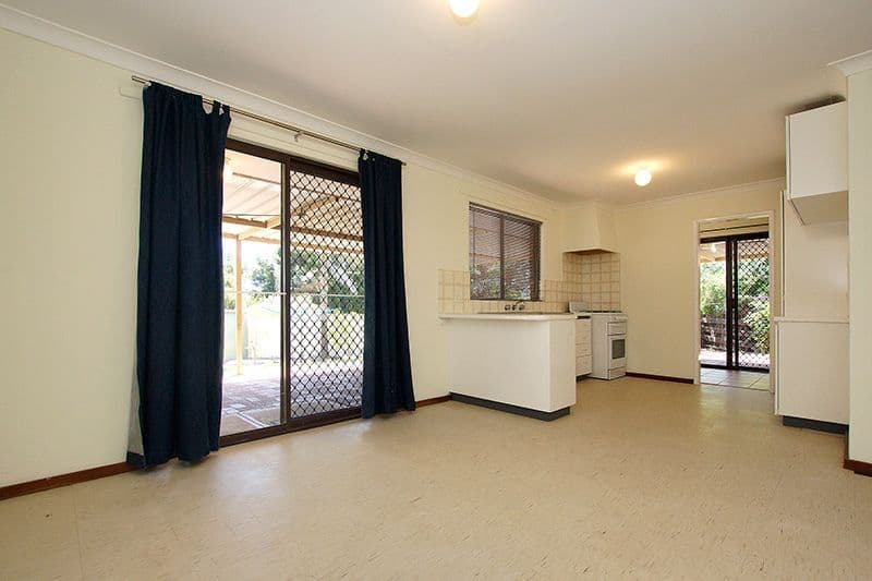 30 Oakleaf  Circle, MIRRABOOKA WA 6061, Mirrabooka - Thumbnail 3
