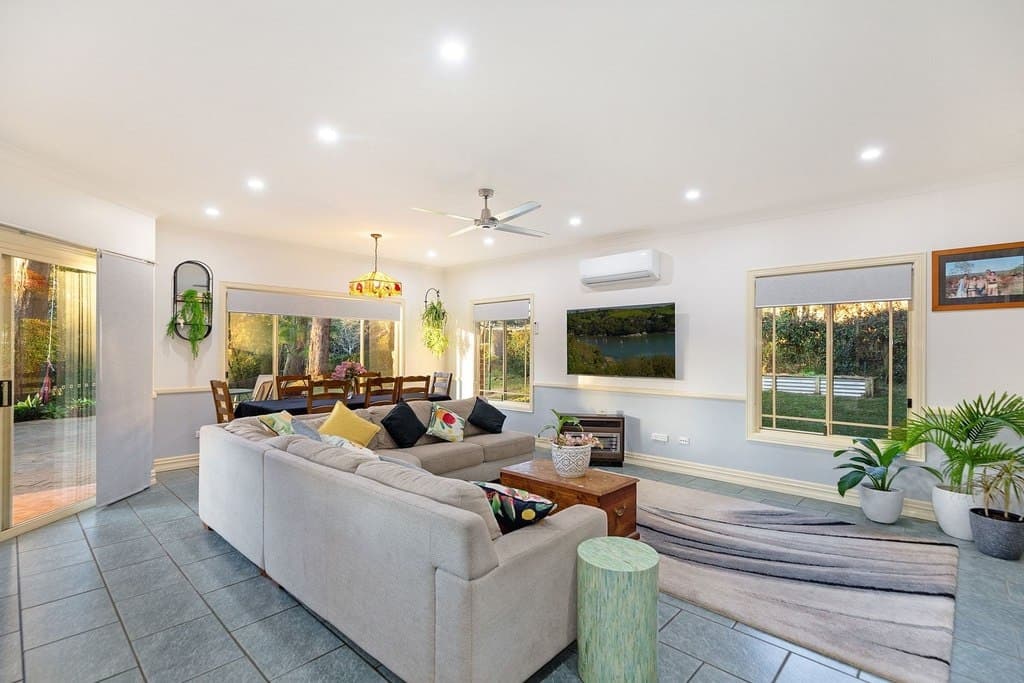 27 Erina Valley Road, Erina - Thumbnail 4