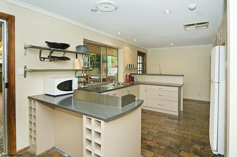 9 Phoenix Crescent, OLD REYNELLA SA 5161, Old Reynella - Thumbnail 3