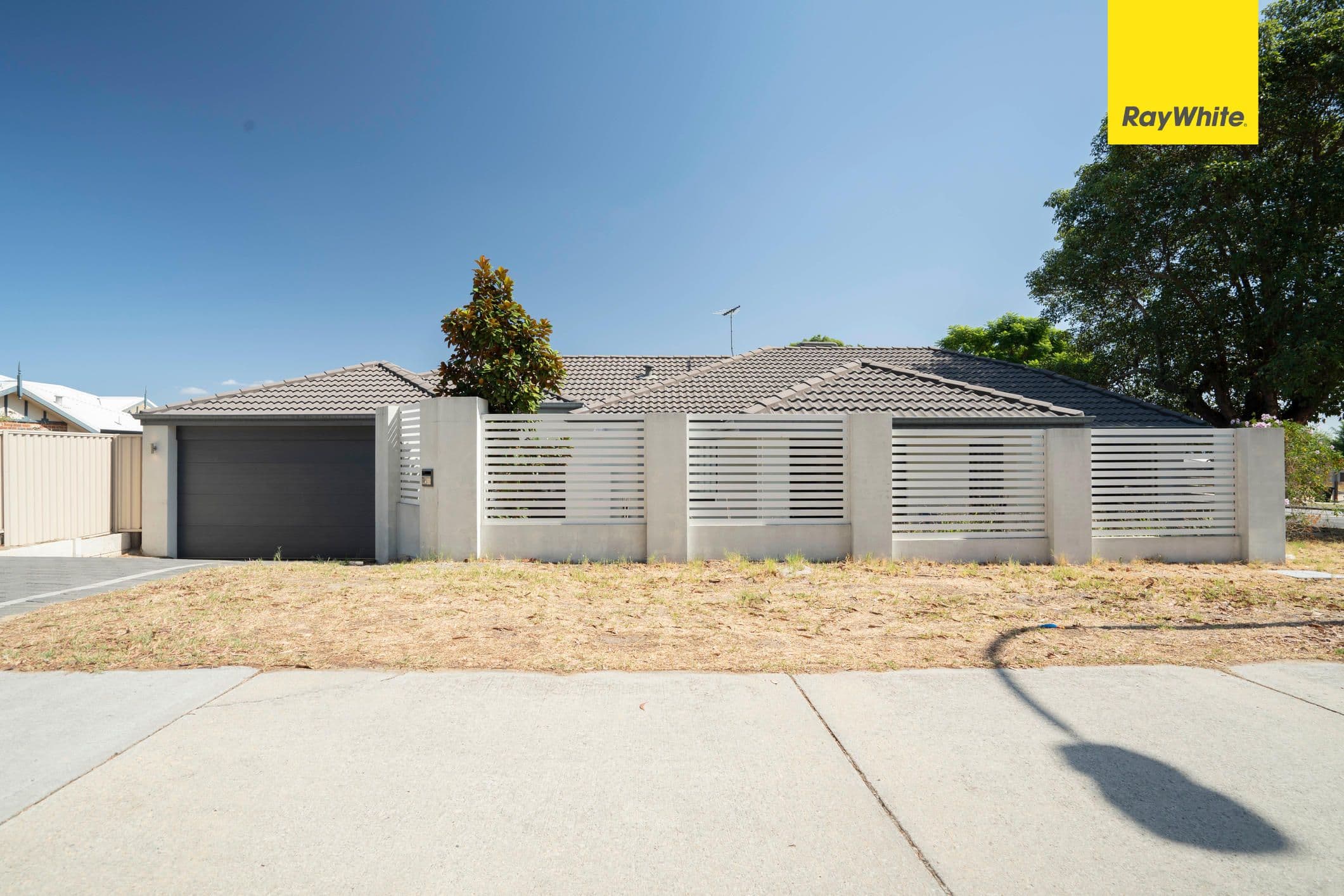 215 Scott Street, Cloverdale WA 6105, Cloverdale - Image 1