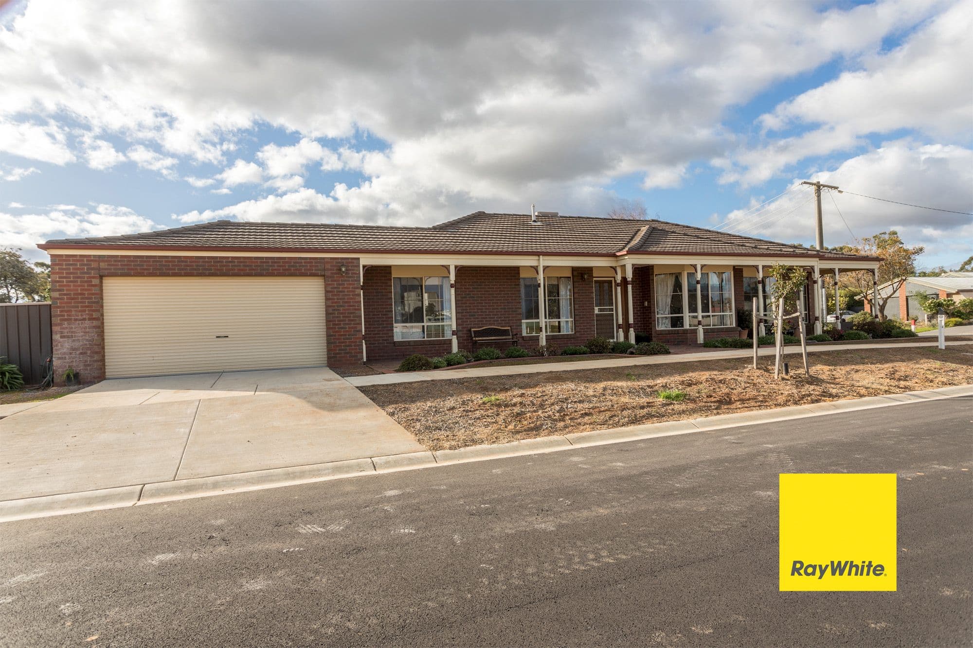 4 Skilton Avenue, Tatura VIC 3616, Tatura - Thumbnail 2
