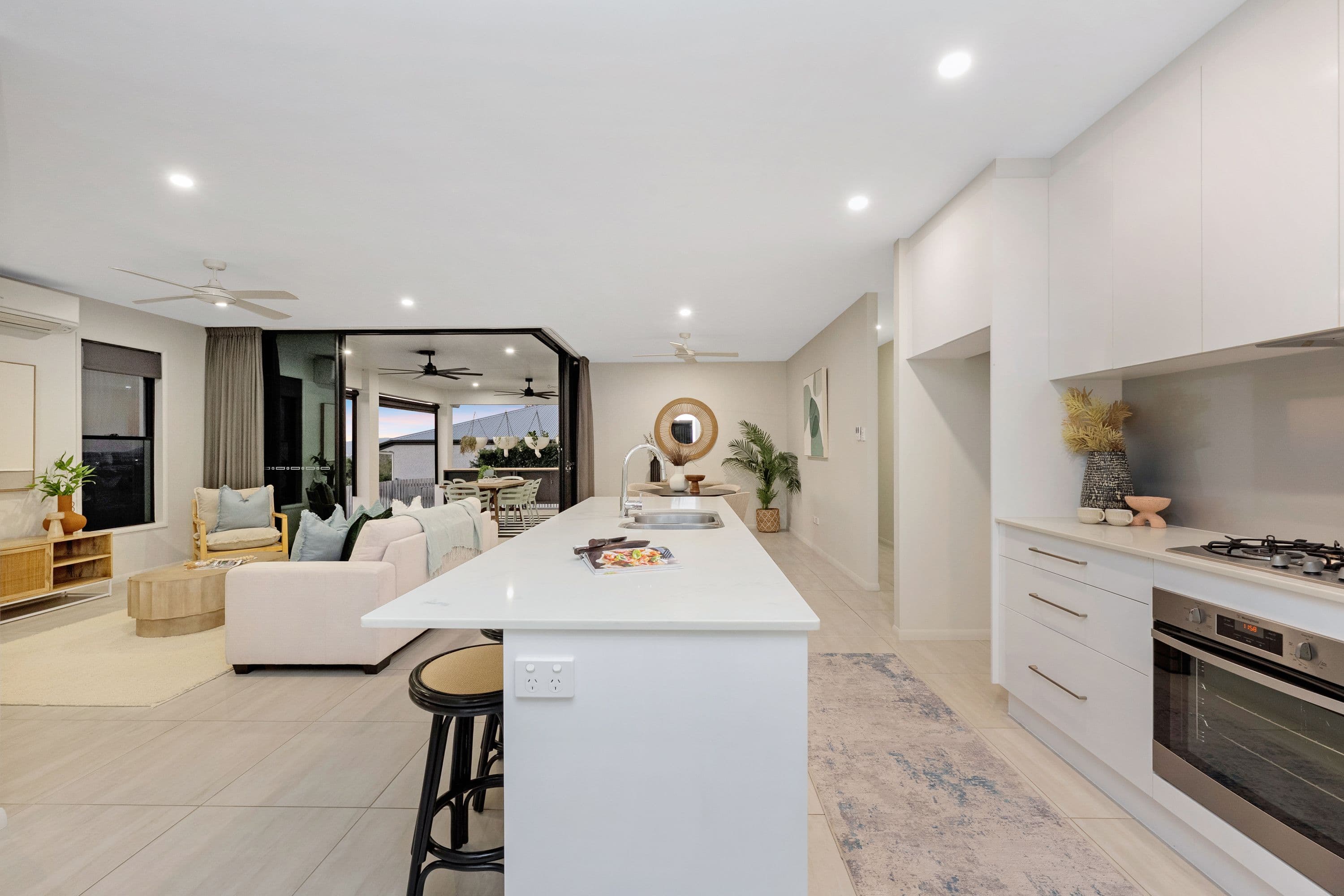 22 Glasgow Avenue, Mount Louisa QLD 4814, Mount Louisa - Thumbnail 2