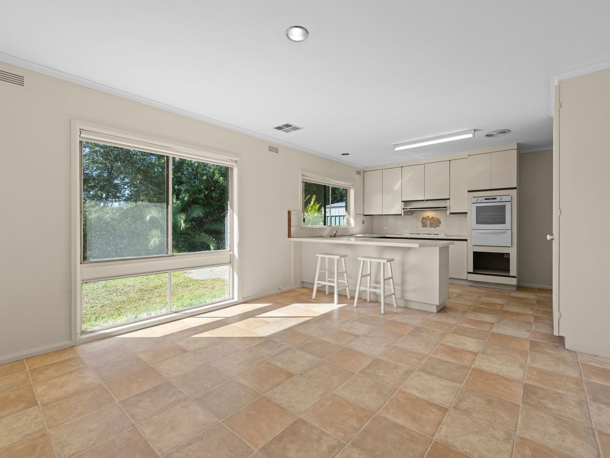 36 Monds Avenue, Benalla VIC 3672, Benalla - Thumbnail 4