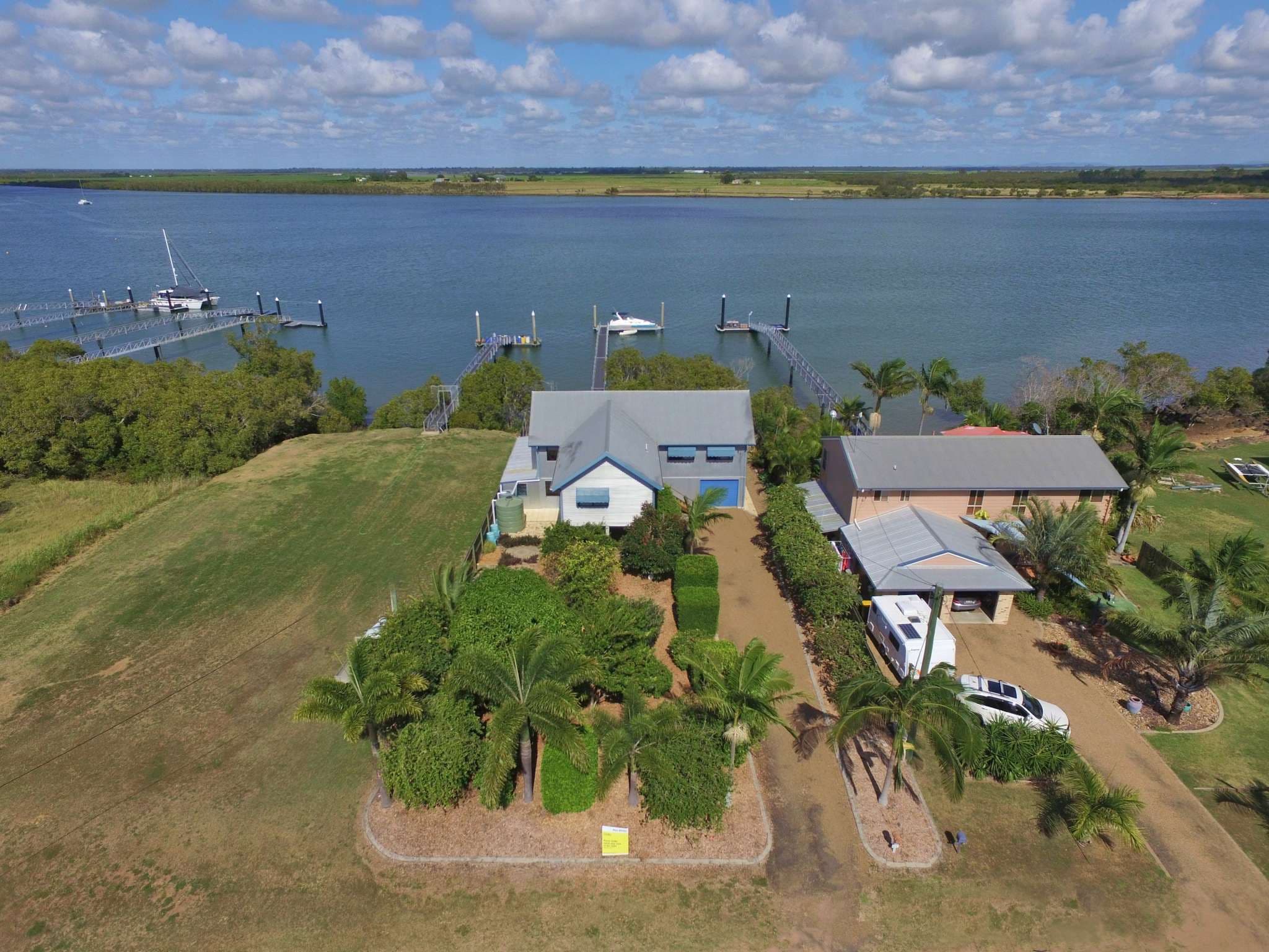 18 Corser Street, Burnett Heads QLD 4670, Burnett Heads - Thumbnail 3