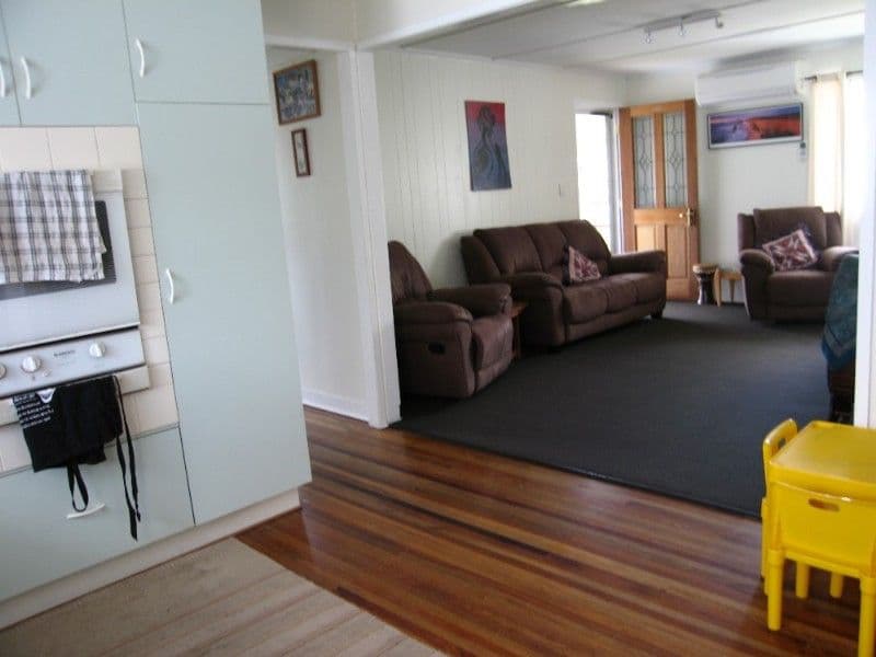 16 Burston Street, NORTH MACKAY QLD 4740, North Mackay - Thumbnail 5