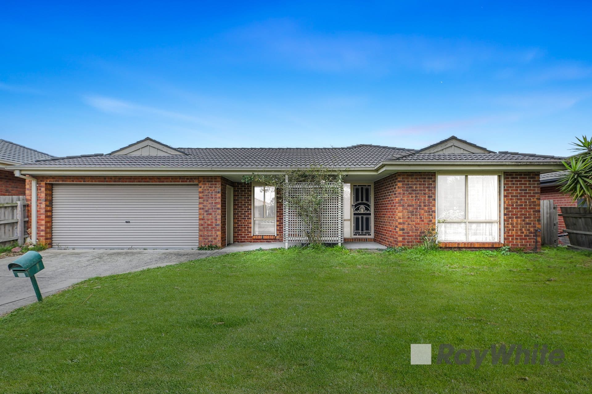 22 Sapphire Drive, Hampton Park VIC 3976, Hampton Park - Image 1