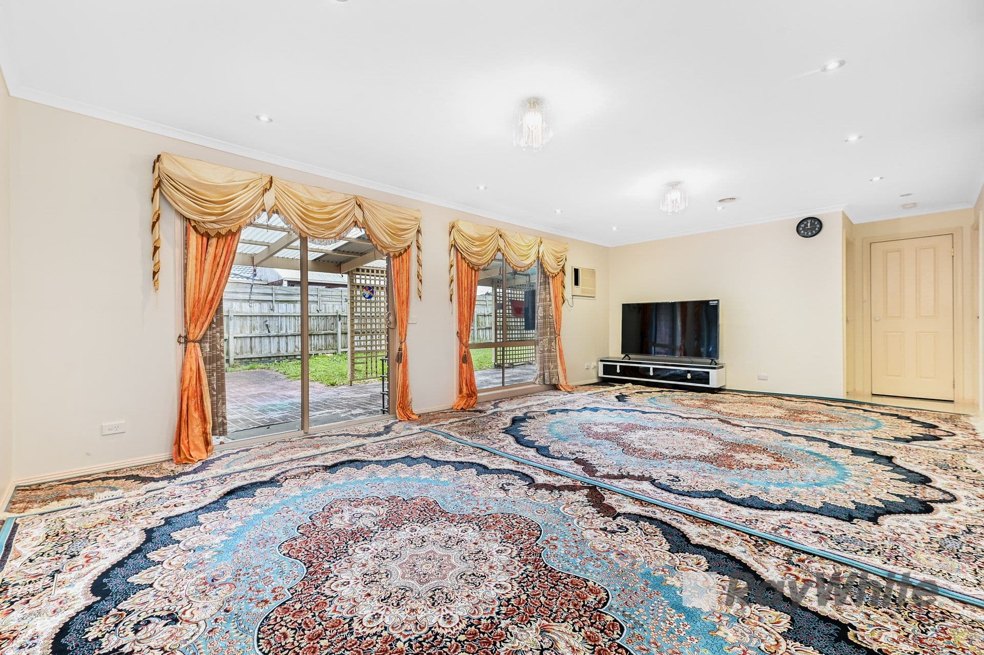 22 Sapphire Drive, Hampton Park VIC 3976, Hampton Park - Thumbnail 3