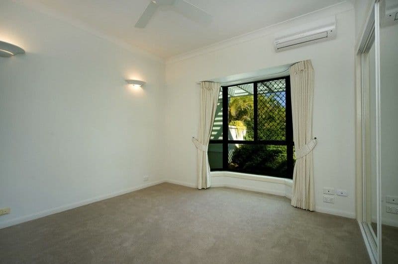 4 Steyning Court, ARUNDEL QLD 4214, Arundel - Thumbnail 7
