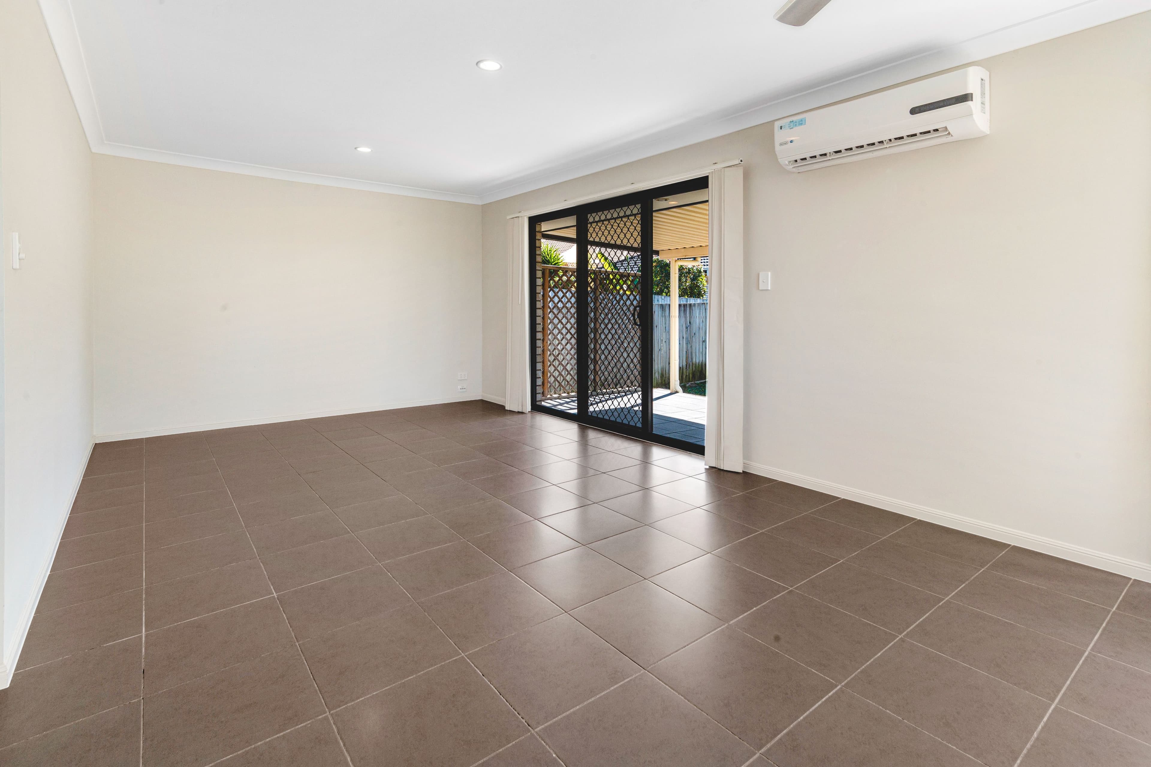 1 Marsh Street, Upper Coomera QLD 4209, Upper Coomera - Thumbnail 8