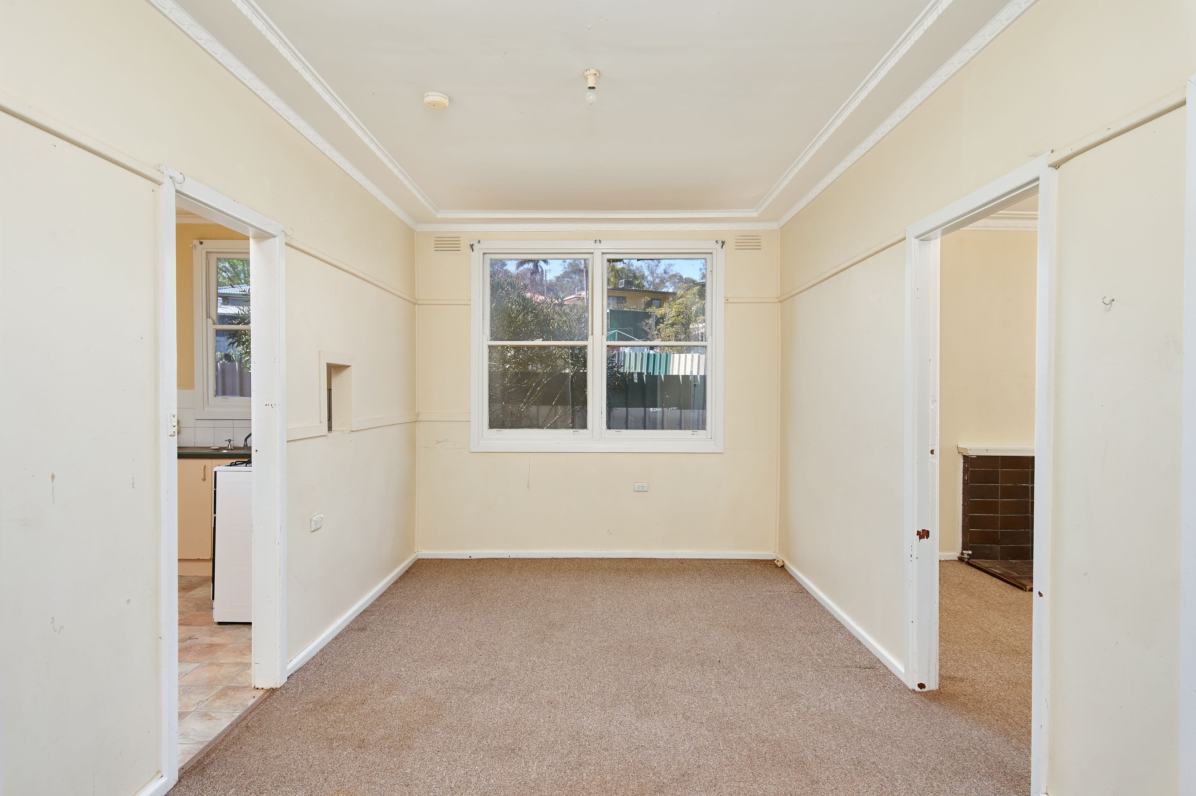 25 Phillip Avenue, Mount Austin - Thumbnail 5