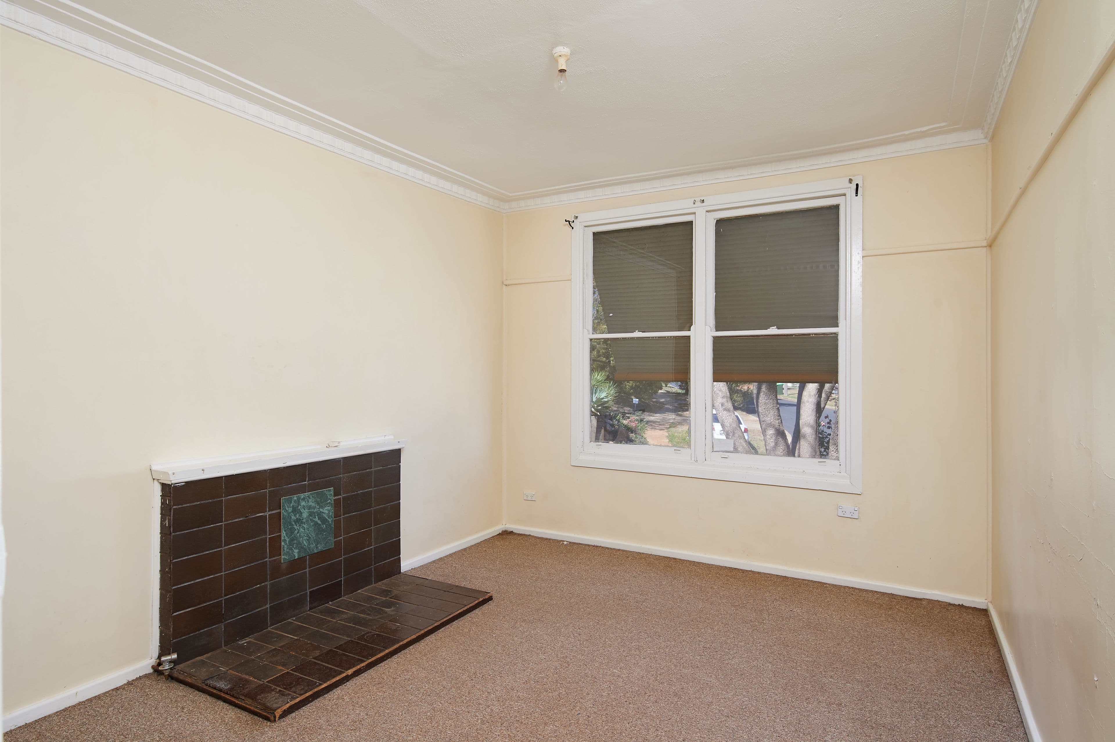 25 Phillip Avenue, Mount Austin - Thumbnail 6