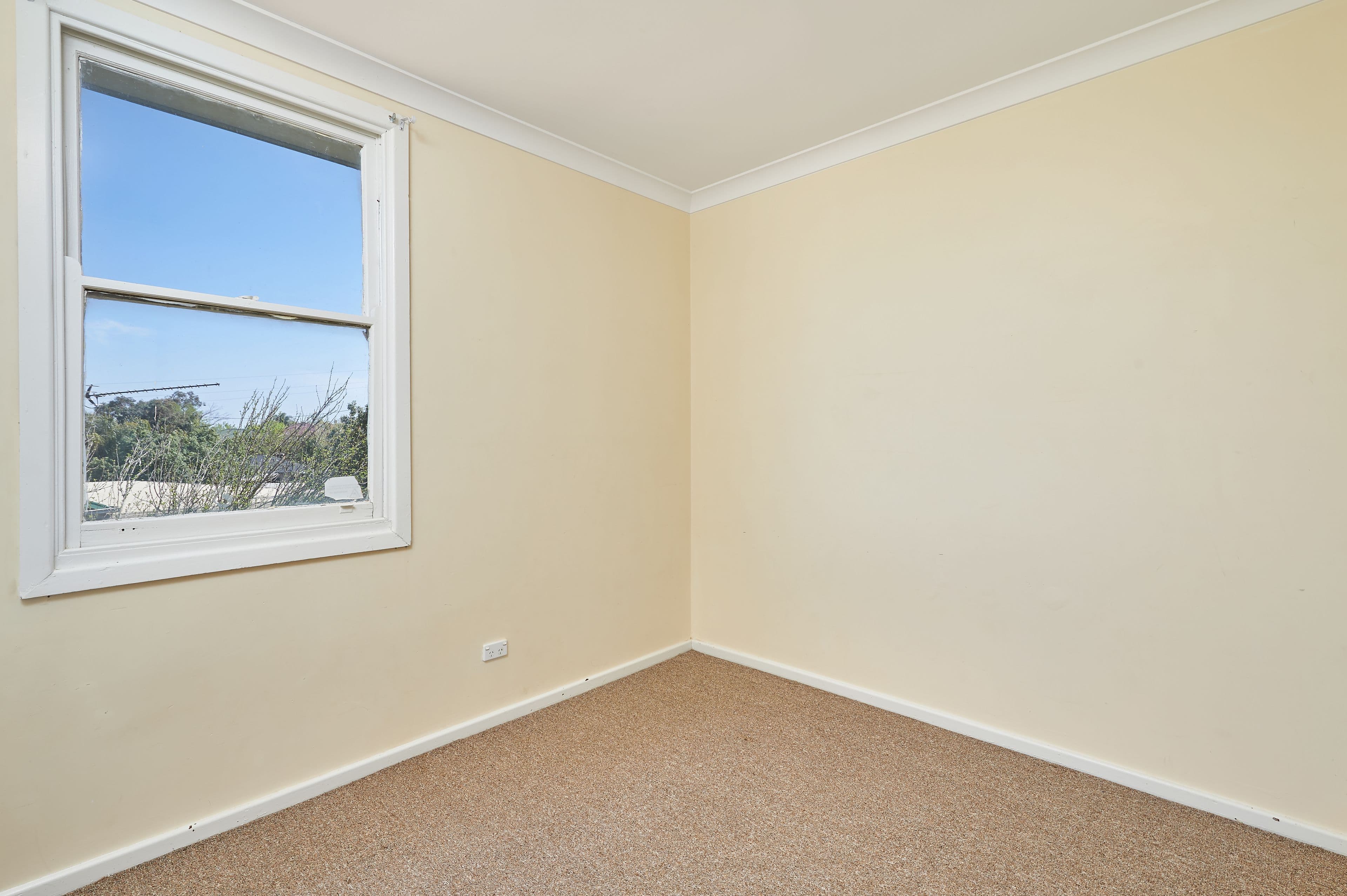 25 Phillip Avenue, Mount Austin - Thumbnail 8