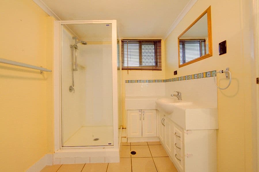 44 Cheyne Street, PIMLICO QLD 4812, Pimlico - Thumbnail 6