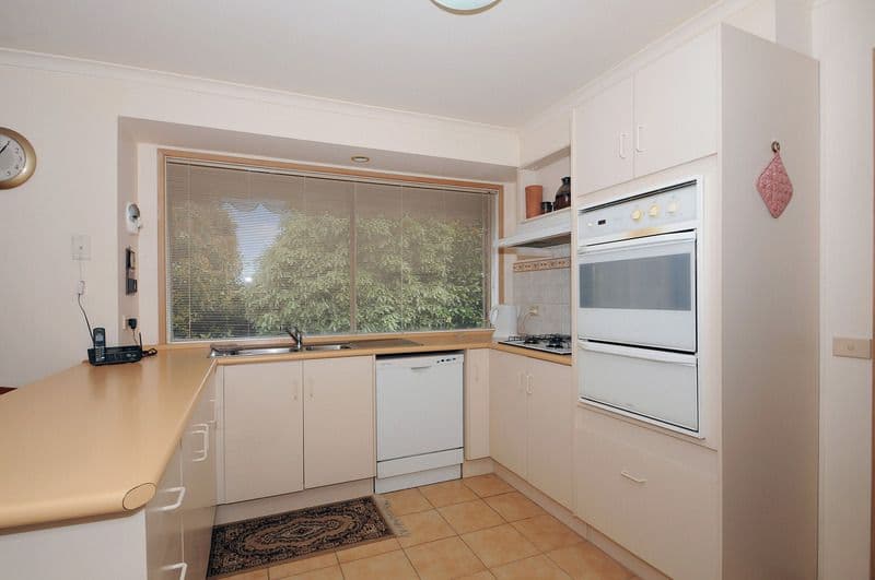 4 Stradbrook Court, CARRUM DOWNS VIC 3201, Carrum Downs - Thumbnail 4