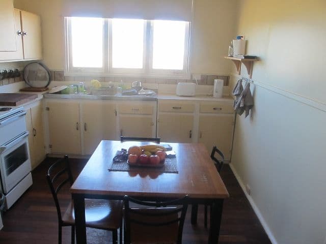 60 Whitfield Street, BEACHLANDS WA 6530, Beachlands - Thumbnail 3