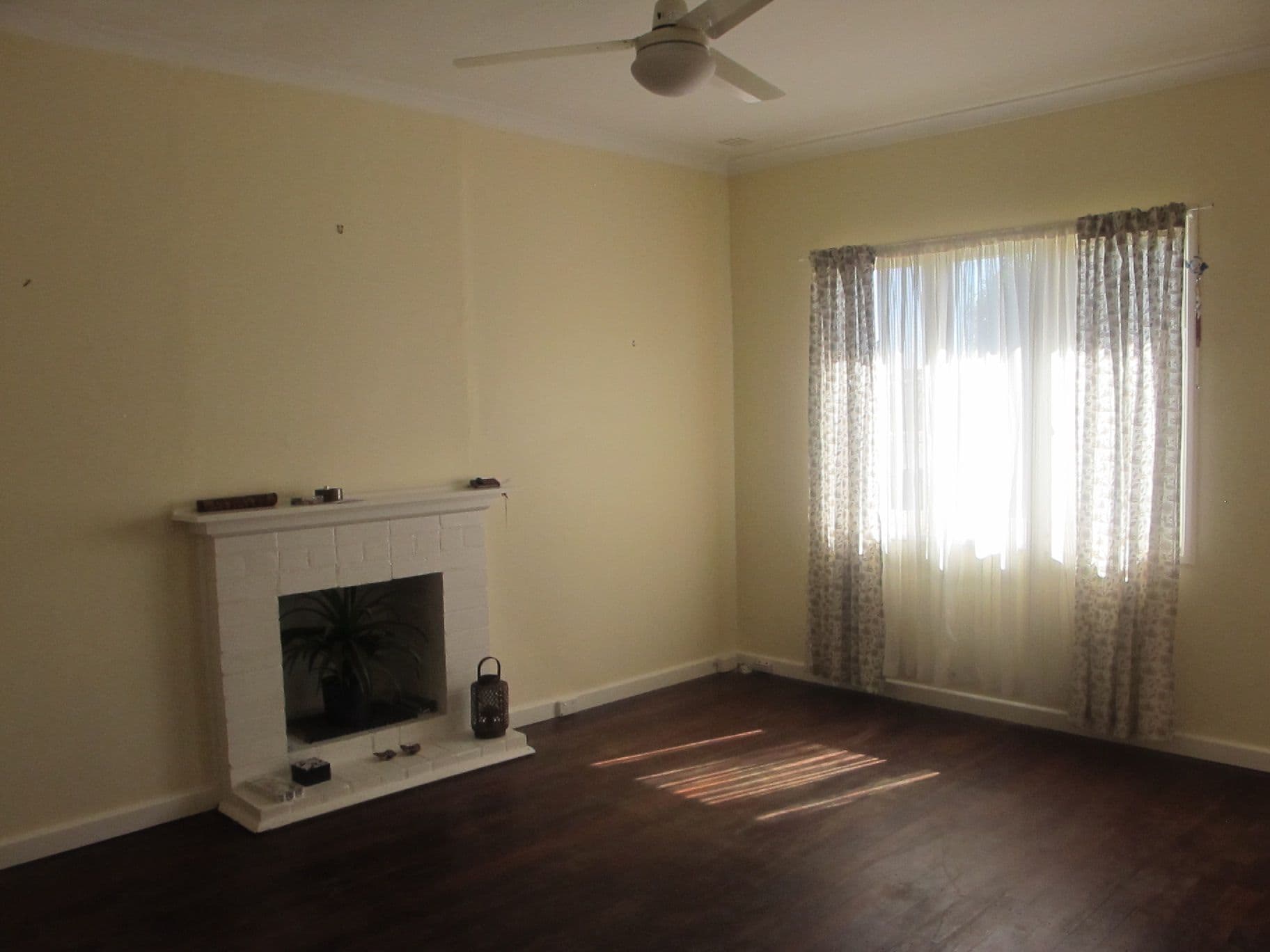 60 Whitfield Street, BEACHLANDS WA 6530, Beachlands - Thumbnail 4