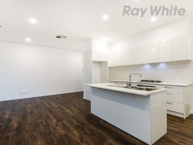 19 Hannah Street, Seaford VIC 3198, Seaford - Thumbnail 4