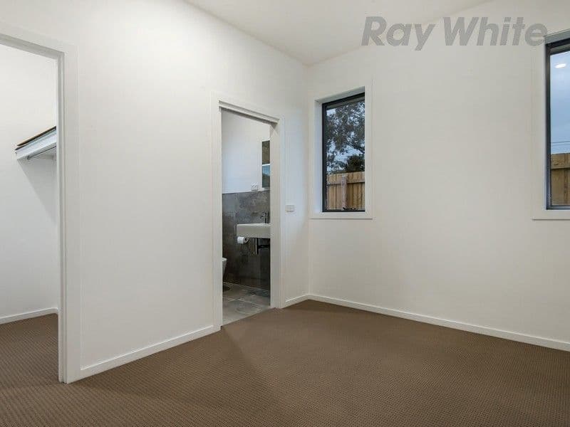 19 Hannah Street, Seaford VIC 3198, Seaford - Thumbnail 6