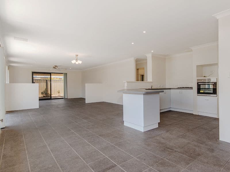 29 Araluen Crescent, Bertram WA 6167, Bertram - Thumbnail 3