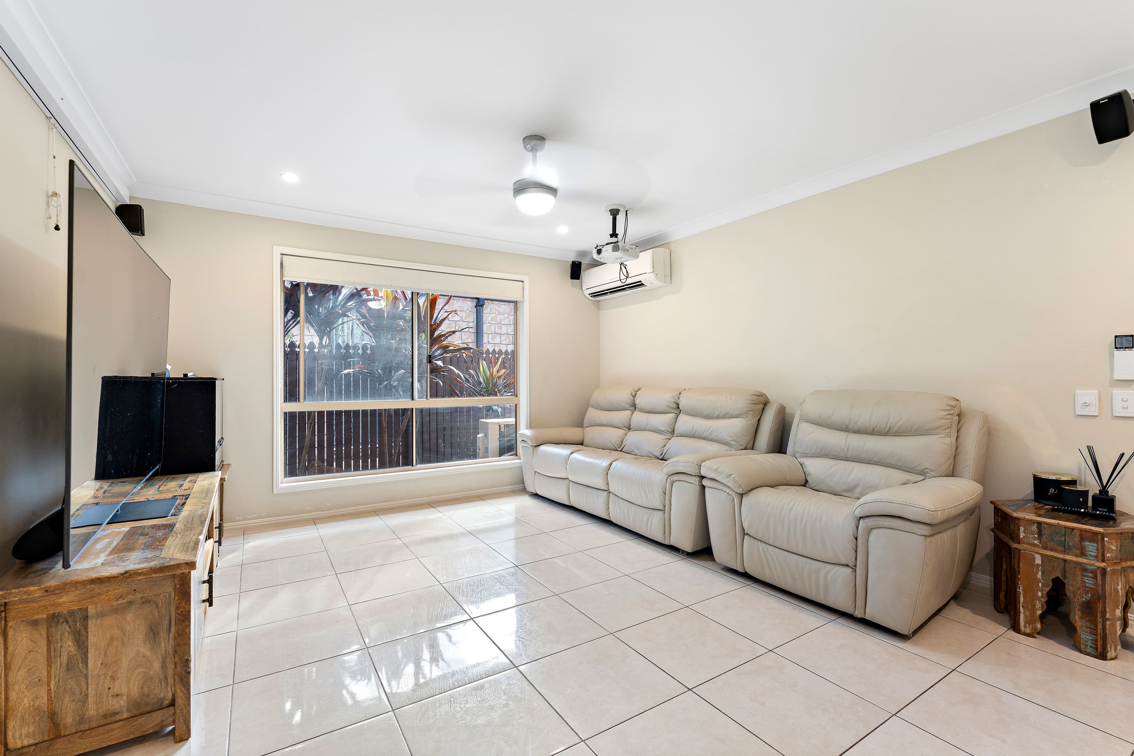 11 Gleneagles Avenue, Cornubia QLD 4130, Cornubia - Thumbnail 5