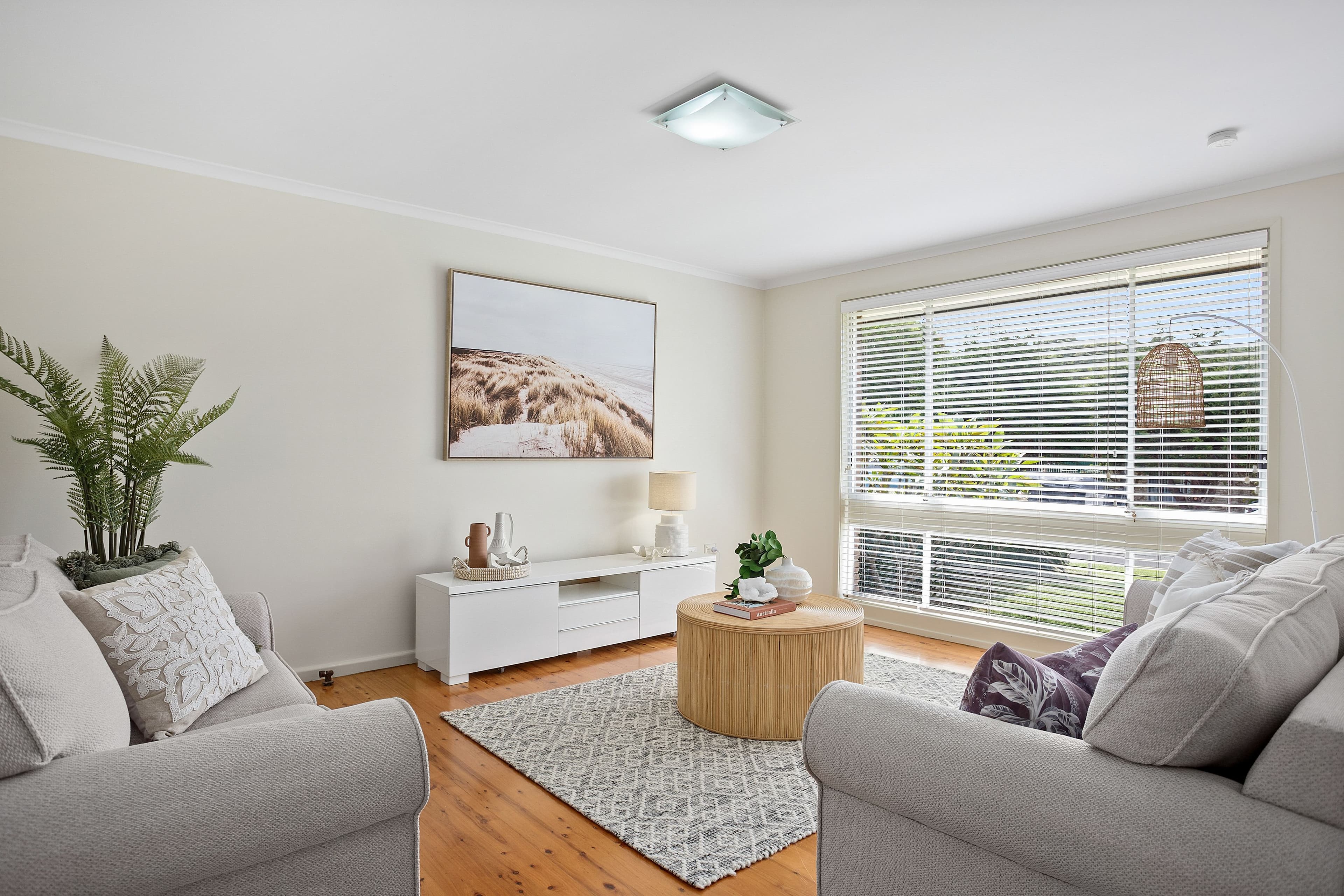 15 Coolawin Crescent, Shellharbour NSW 2529, Shellharbour - Thumbnail 2