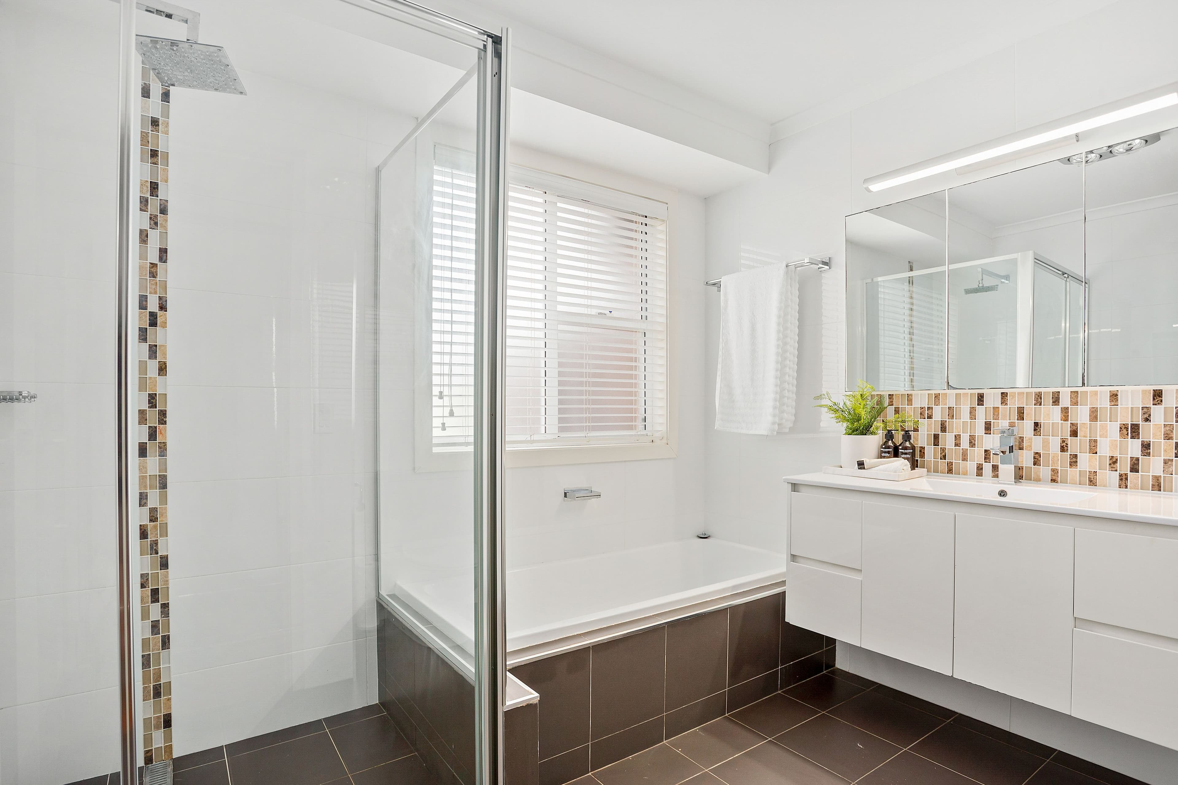 15 Coolawin Crescent, Shellharbour NSW 2529, Shellharbour - Thumbnail 8