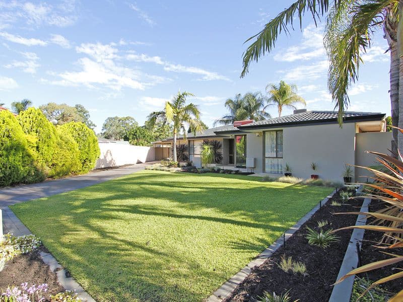6 Magnolia Close, BALLAJURA WA 6066, Ballajura - Thumbnail 3