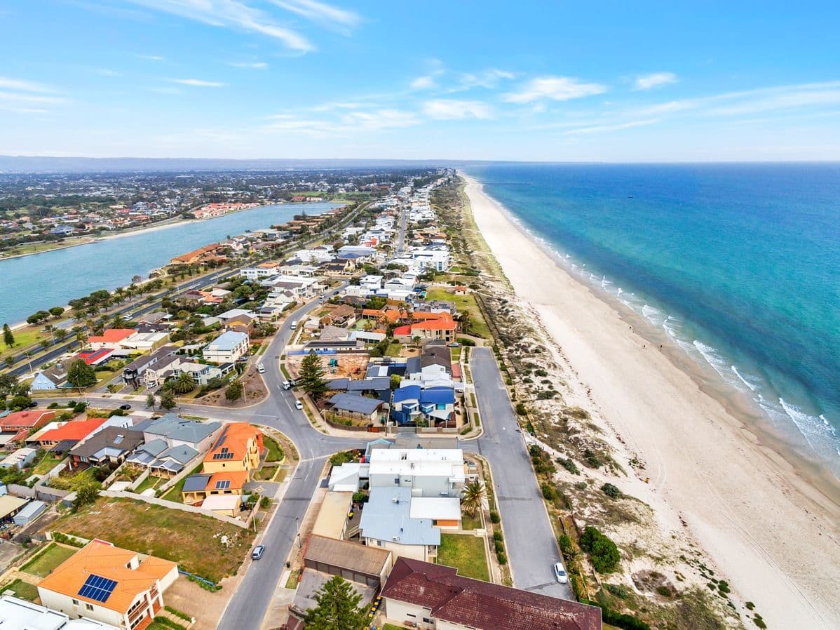 149 Esplanade, Tennyson SA 5022, Tennyson - Thumbnail 2