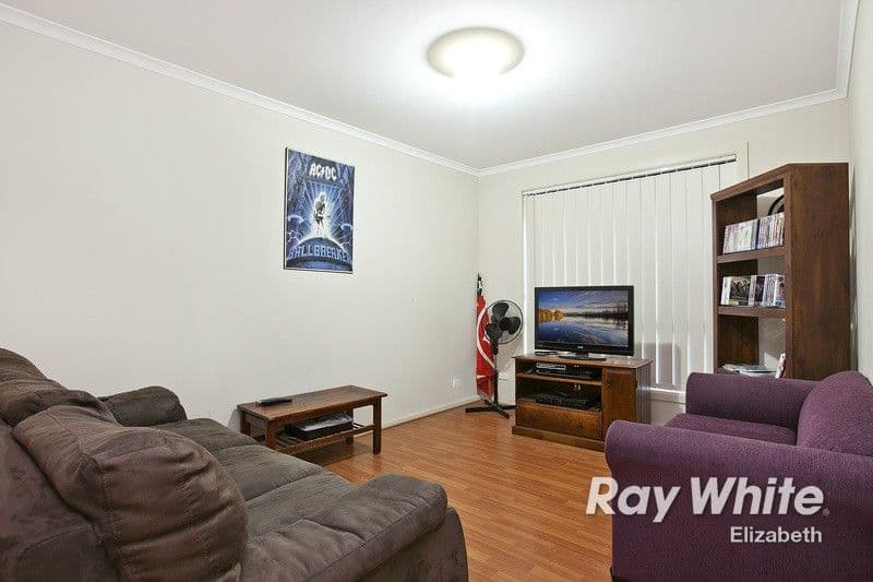 21 Jarrah Drive, MUNNO PARA WEST SA 5115, Munno Para West - Thumbnail 2