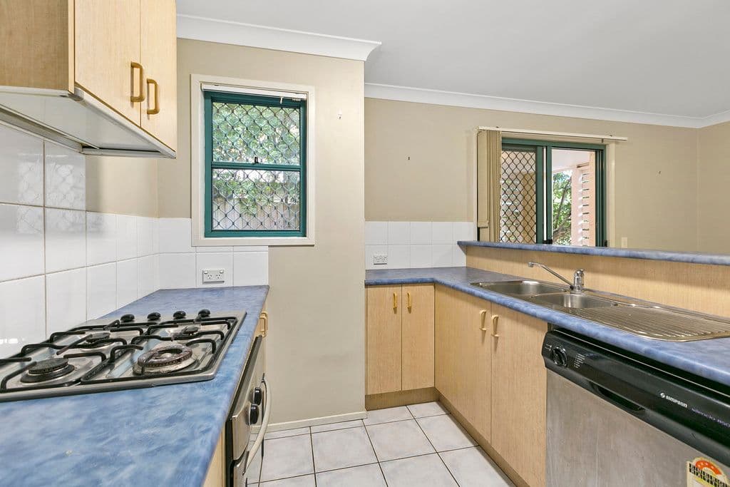 33 Mornington Crescent, Morningside QLD 4170, Morningside - Thumbnail 3