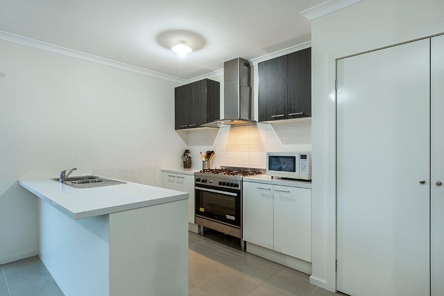 72 Hammersmith Road, Wyndham Vale VIC 3024, Wyndham Vale - Thumbnail 3