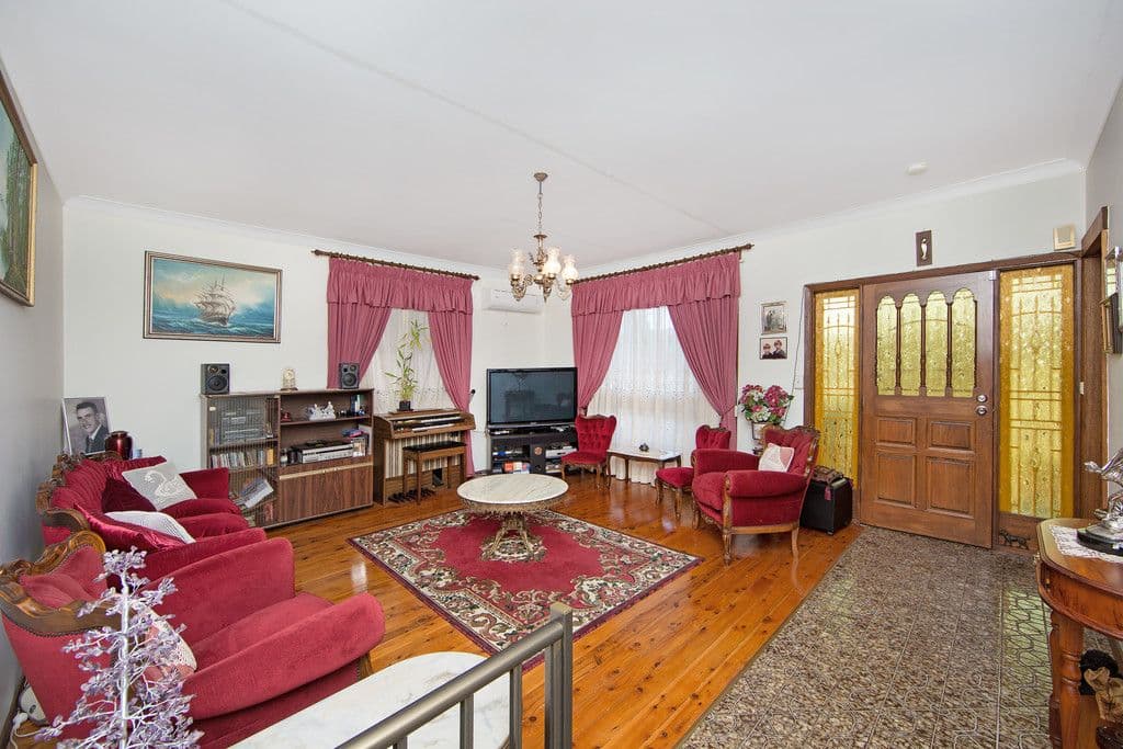 6 Venice Street, Long Jetty - Thumbnail 3
