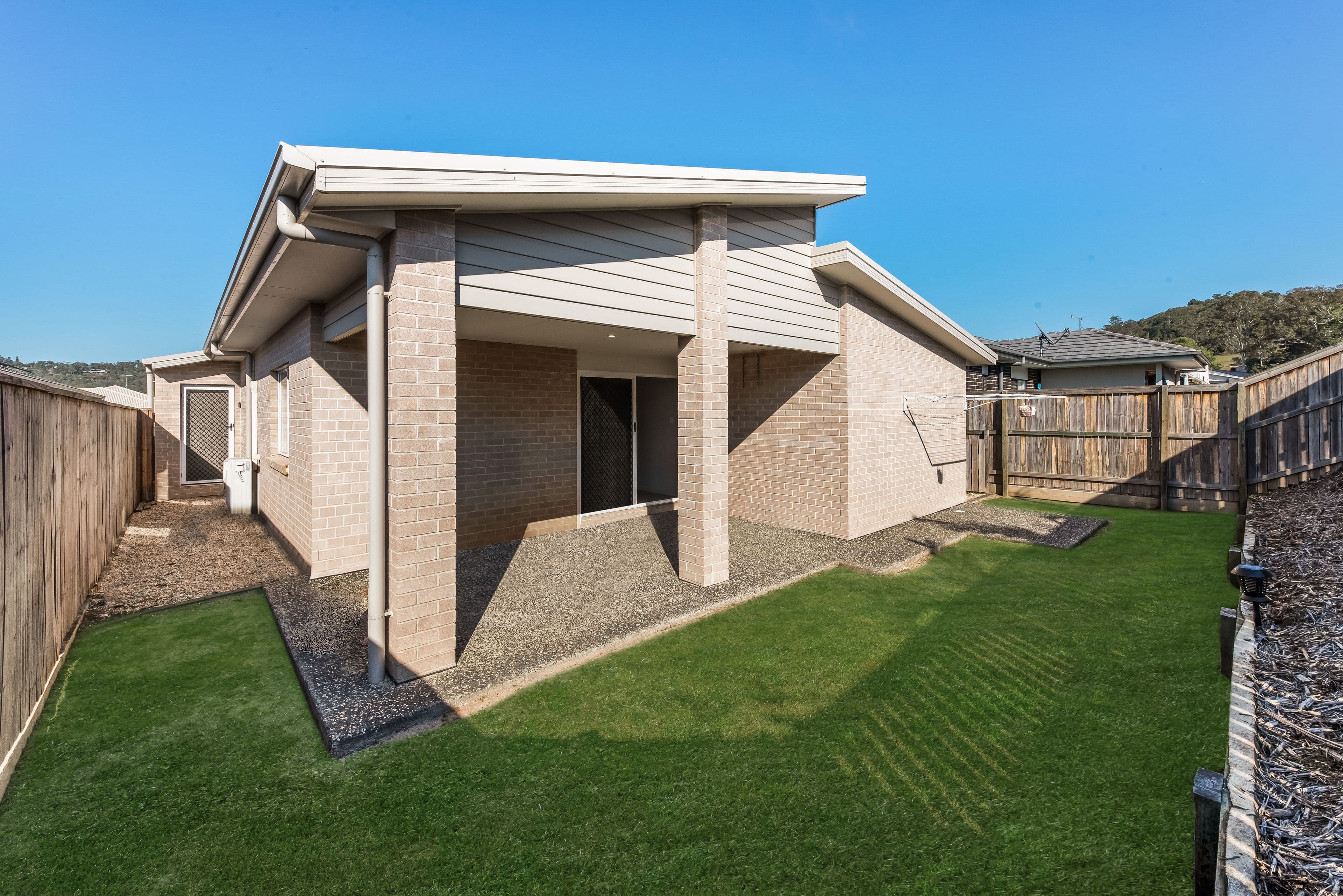 17 Macmillan Loop, Belivah QLD 4207, Belivah - Thumbnail 2