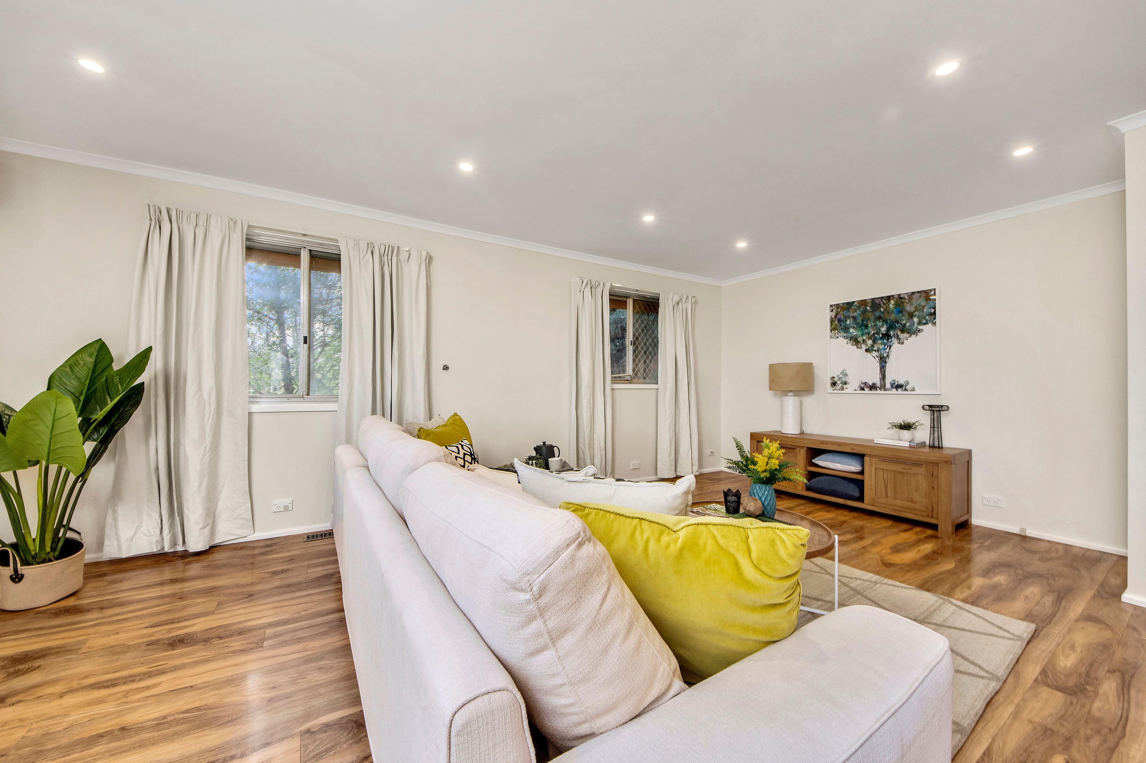 14 Fitzhardinge Crescent, Evatt ACT 2617, Evatt - Thumbnail 2