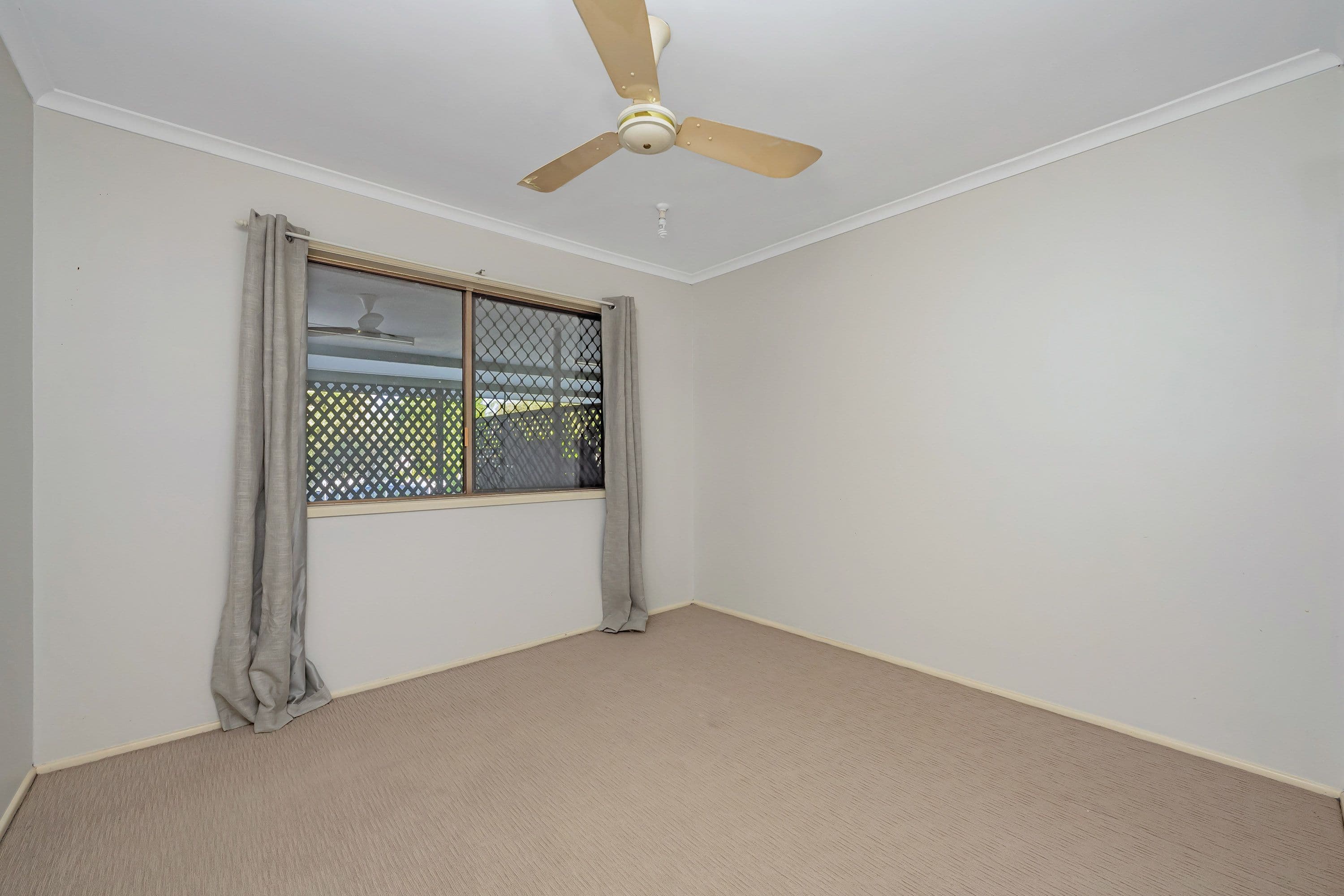 11 Cavendish Street, Pimlico QLD 4812, Pimlico - Thumbnail 6