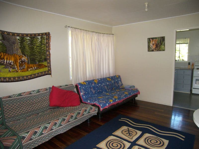 4 Dunsinane Street, BEAUDESERT QLD 4285, Beaudesert - Thumbnail 4