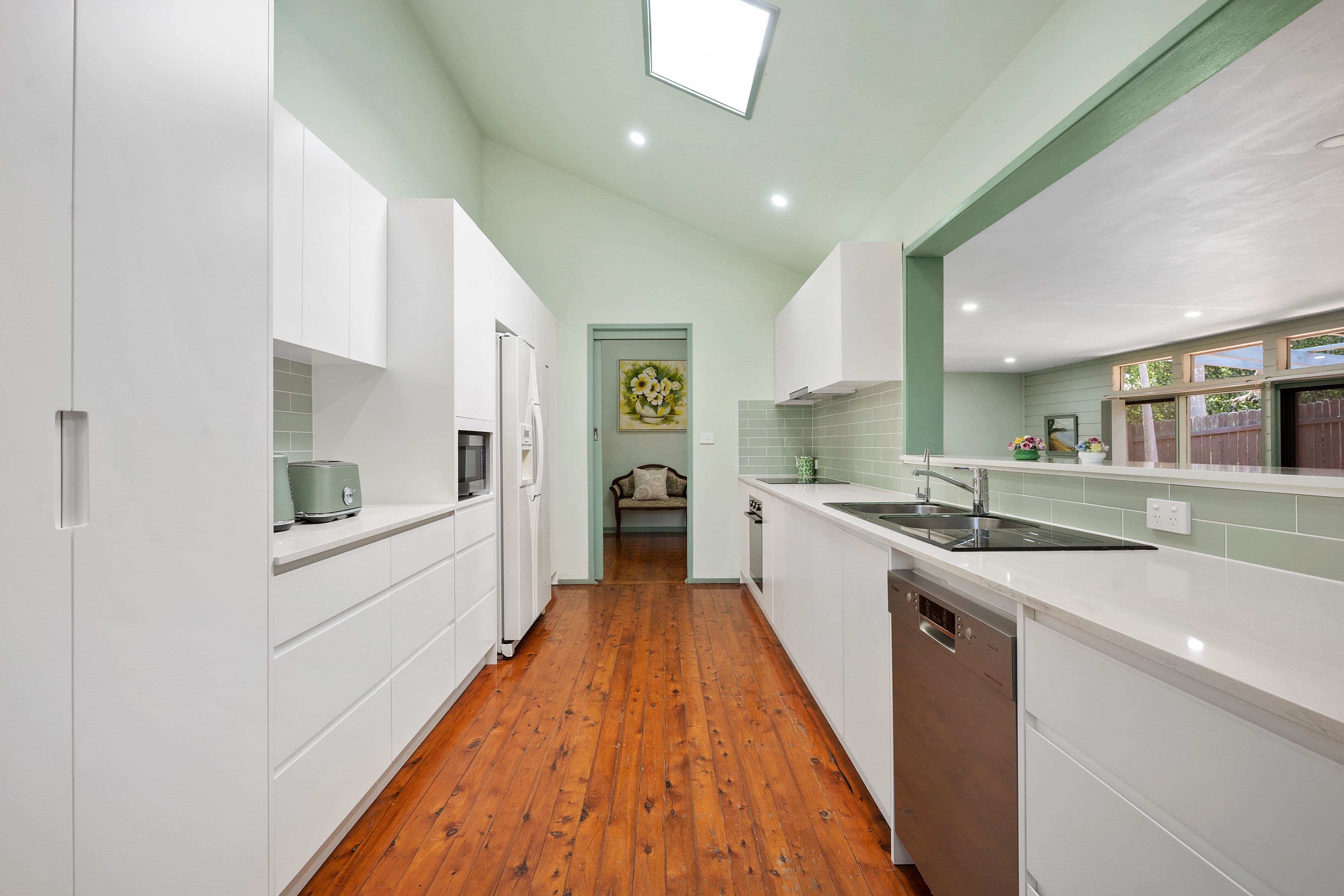 14 Roach Avenue, Thornleigh NSW 2120, Thornleigh - Thumbnail 4