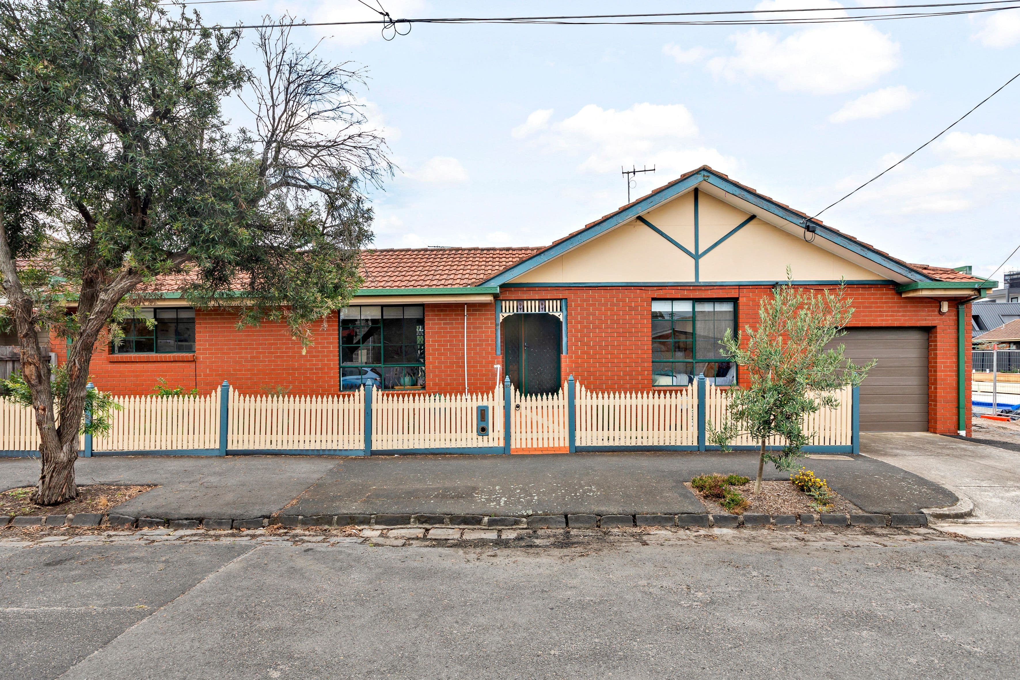 10 Carron Street, Coburg VIC 3058, Coburg - Image 1