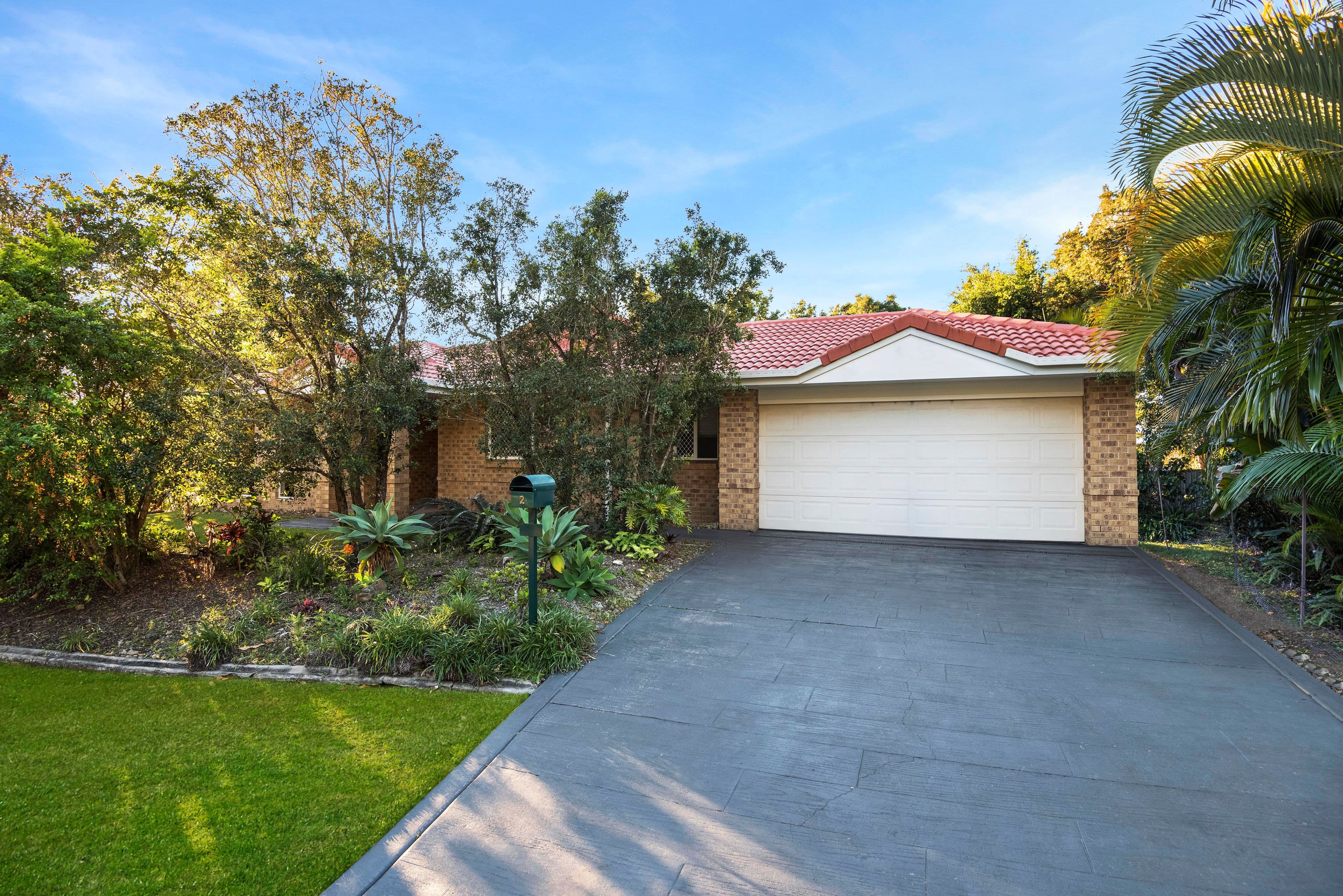 2 Barlee Court, Elanora QLD 4221, Elanora - Image 1