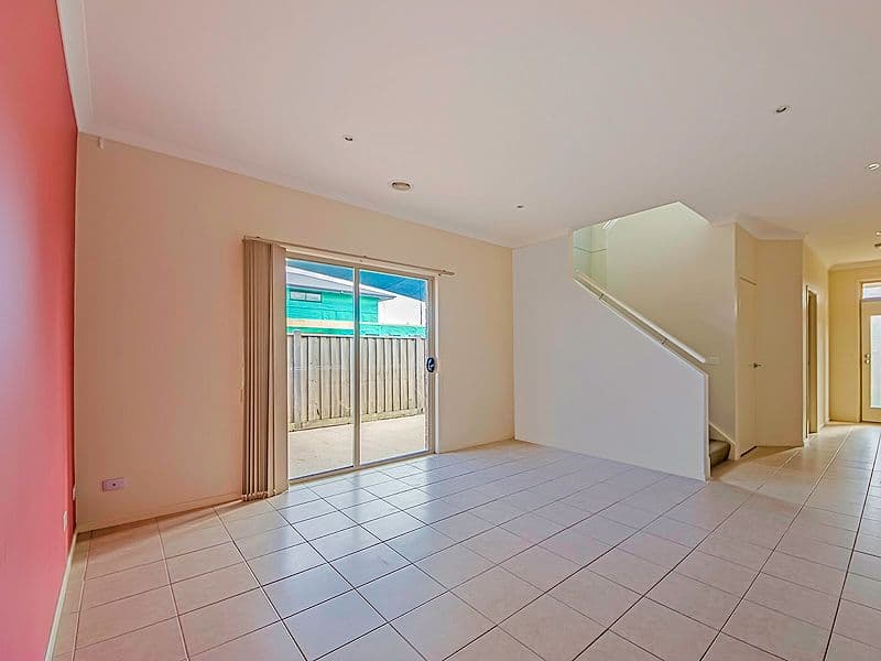 81 Fantail Crescent, Williams Landing VIC 3027, Williams Landing - Thumbnail 3