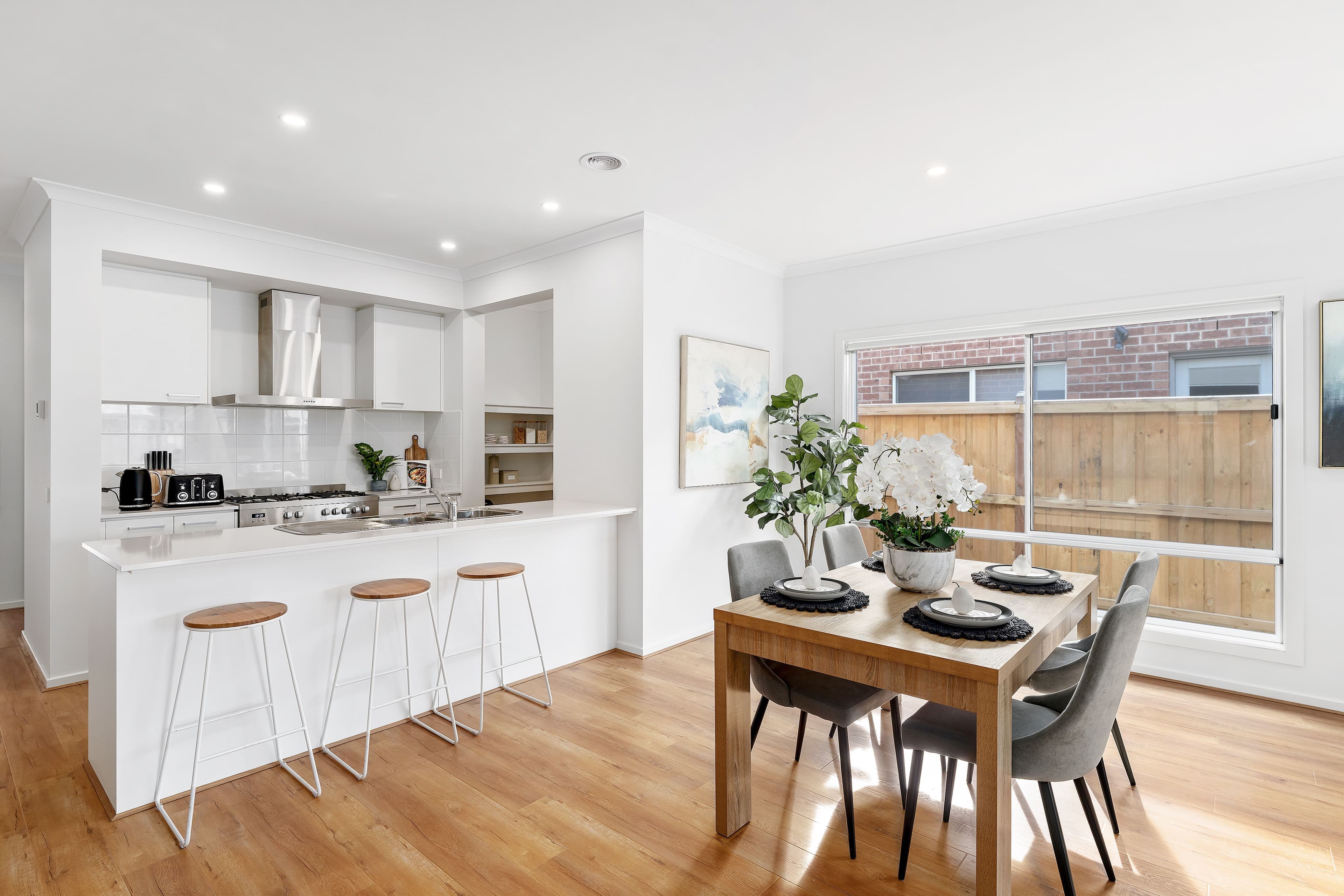 7 Supper Street, Sunbury VIC 3429, Sunbury - Thumbnail 3