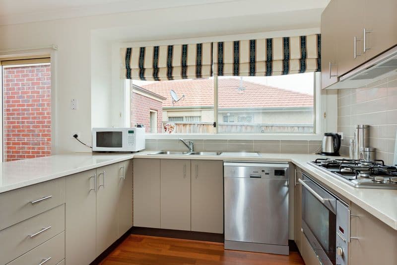 17 Nighthawk Boulevard, SOUTH MORANG VIC 3752, South Morang - Thumbnail 3