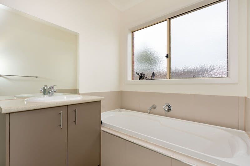 17 Nighthawk Boulevard, SOUTH MORANG VIC 3752, South Morang - Thumbnail 8