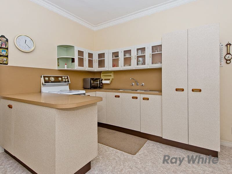42 Innes Street, GEEBUNG QLD 4034, Geebung - Thumbnail 5