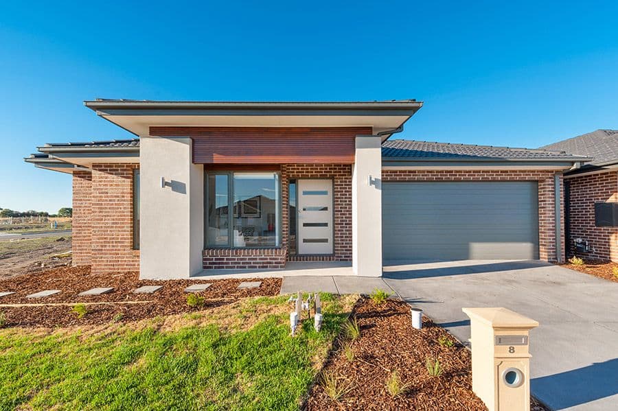 8 Kangaroo Road, Craigieburn VIC 3064, Craigieburn - Image 1