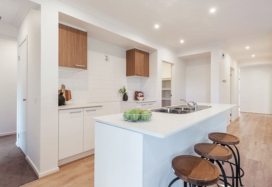 8 Kangaroo Road, Craigieburn VIC 3064, Craigieburn - Thumbnail 2